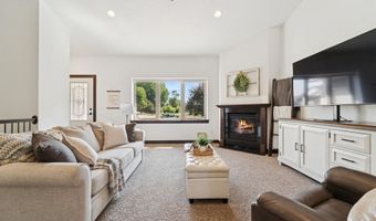 2398 W BARLEY Way, Appleton, WI 54913