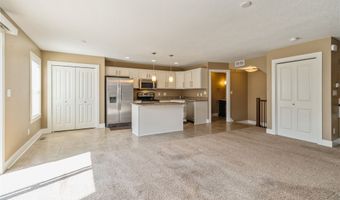 1024 NE 49th Ln, Ankeny, IA 50021