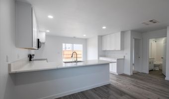 1105 Baltimore Ave SE, Bandon, OR 97411