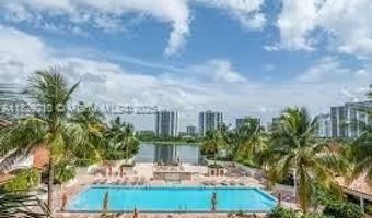 19900 E Country Club Dr 104, Aventura, FL 33180