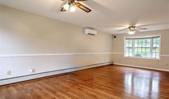 130 Hope Hill Ter, Cranston, RI 02921