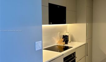 10275 Collins Ave 920, Bal Harbour, FL 33154