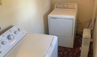 65 Merton Rd 6, Newport, RI 02840