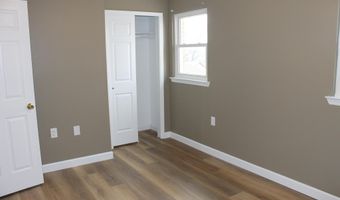 2620 MOUNTAIN Ln, Allentown, PA 18103
