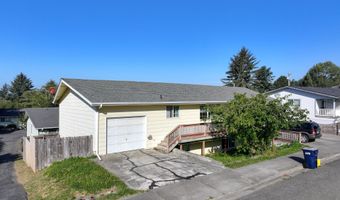 749 1ST St, Brookings, OR 97415