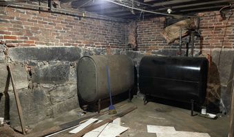 24 Jefferson St, Barre, VT 05641