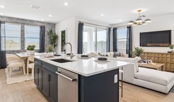 1153 E KACHINA Trl, Phoenix, AZ 85042