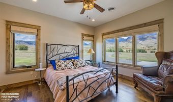 32 Big Creek Dr, Cody, WY 82414