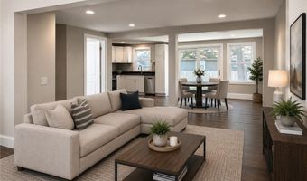 77 Ash St, Lincoln, RI 02865