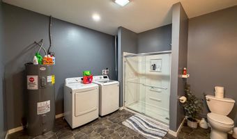2062 653rd Ave, Albia, IA 52531