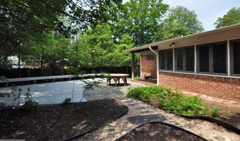 7024 RICHARD Dr, Bethesda, MD 20817