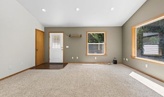 87444 WHISTLING Ln, Bandon, OR 97411