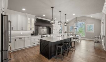 131 Woodford Dr, Adams Twp., PA 16033