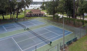 106 PINE NEEDLE Ln, Altamonte Springs, FL 32714