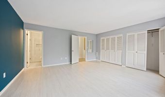 10 Ives Hill Ct 10, Cheshire, CT 06410