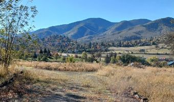 552 Eagle Mill Rd, Ashland, OR 97520