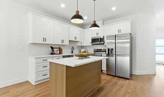 6856 SE Lamphier St, Milwaukie, OR 97222