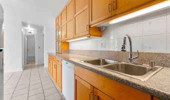 2847 Waialae Ave 210, Honolulu, HI 96826