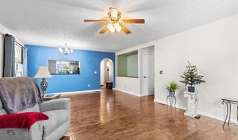 4747 Albrook Dr, Columbus, OH 43228