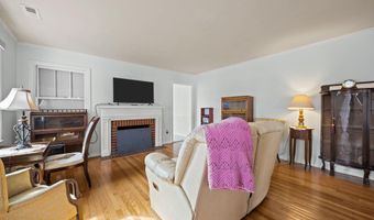 225 N 6th St, Aurora, NC 27806