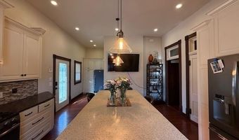 283 E Chestnut, Batesville, AR 72501