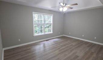 210 New Haven Dr, Athens, GA 30606