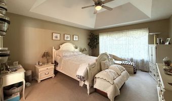7312 Apple Cross Cir, Avon, IN 46123
