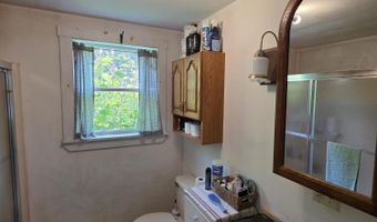 18 Cedar Ln, Belfast, ME 04915