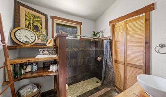 7953 Hana Hwy, Haiku, HI 96708