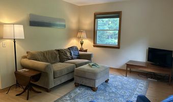 29 Folkestone Dr, Bar Harbor, ME 04609