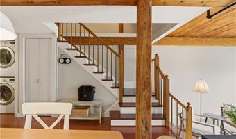 40 Web Ave 11, North Kingstown, RI 02852