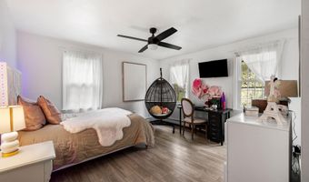 13 Birchwood Cir, Bedford, NH 03110