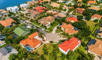 5909 ZAKI Ln, Apollo Beach, FL 33572