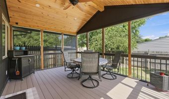 1004 Elm St, Auburn, IN 46706