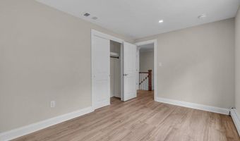 8 Imperia Pl, Aberdeen, NJ 07747