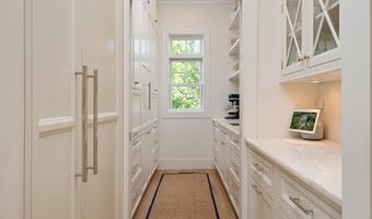 529 LEE Cir, Annapolis, MD 21403