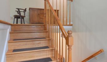 3720 KING ARTHUR Rd, Annandale, VA 22003