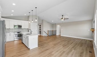 314 NE Meadow Ln, Ankeny, IA 50021