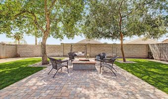 2046 S RENNICK Dr, Apache Junction, AZ 85120