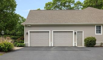 80 Douglas Dr, North Kingstown, RI 02874