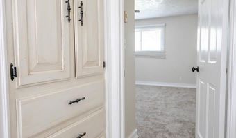 202 Cottonwood Ln, Blackfoot, ID 83211