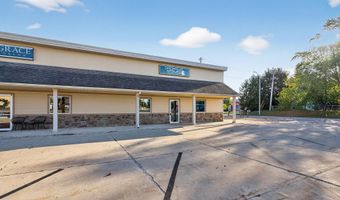 515 E Main St, Anna, OH 45302