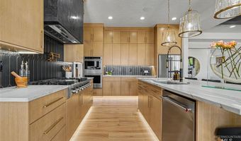 27225 Iron Horse Dr, Caldwell, ID 83607