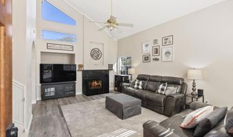 2412 Lake Forest St, Escondido, CA 92026