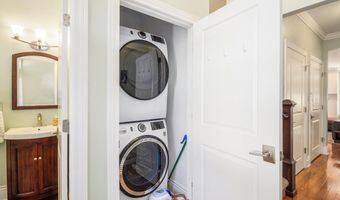 5481 Trillium Crossing Ct, Ann Arbor, MI 48103