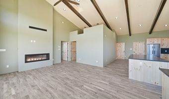 102 Spanish Peaks Rd, Arroyo Hondo, NM 87513