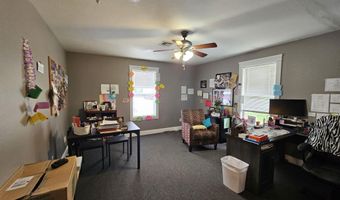 308 W Church St, Aurora, MO 65605