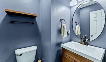 6911 Woodland Heights Dr, Avon, IN 46123