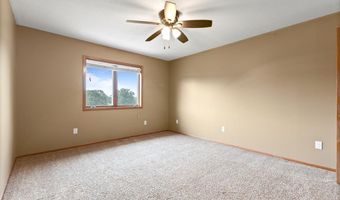 704 SW Coventry Cir, Ankeny, IA 50023