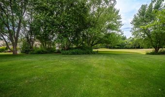 25047 W Palmer Ct, Antioch, IL 60002